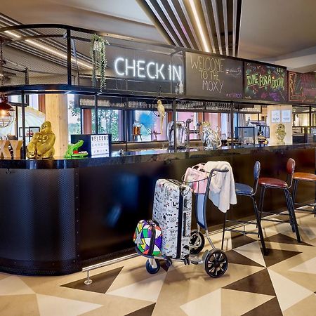 Moxy Luxembourg Airport Otel Niederanven Dış mekan fotoğraf
