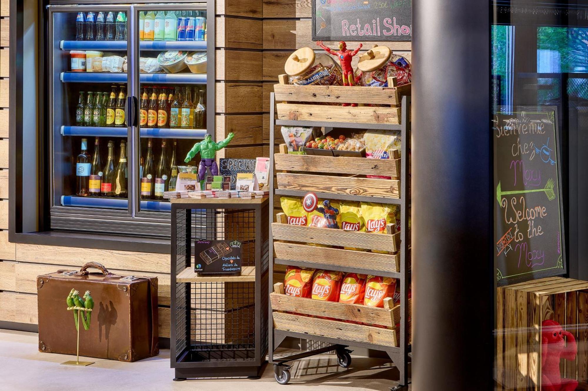 Moxy Luxembourg Airport Otel Niederanven Dış mekan fotoğraf